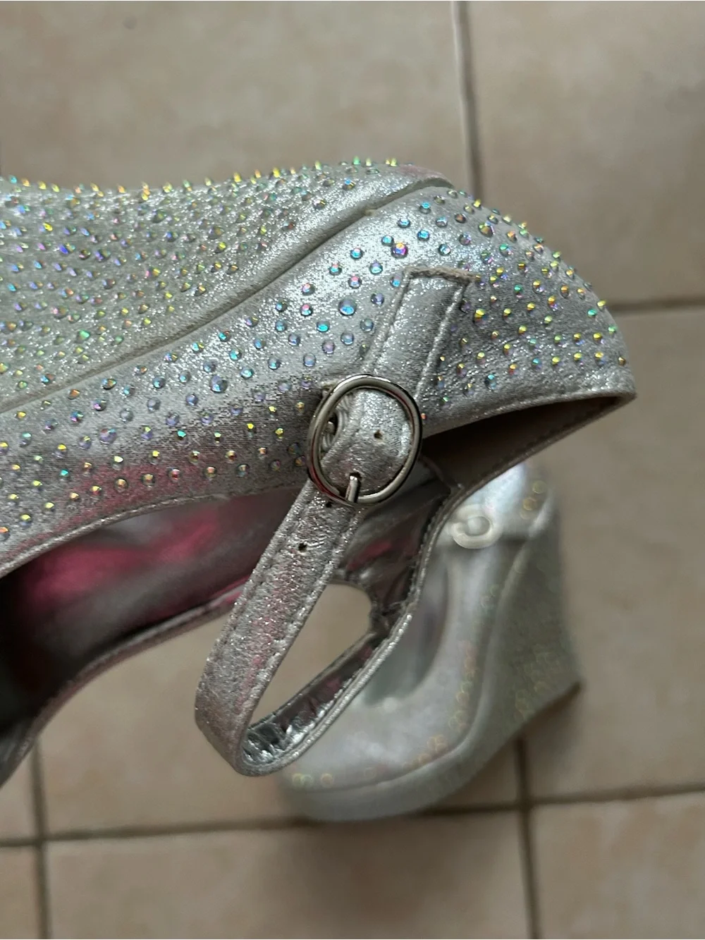 Delicacy Iridescent Silver Rhinestone wedge Shoes